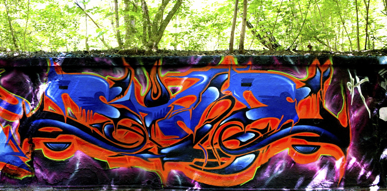 Graffiti Wall - Photo by JJoe - Sime