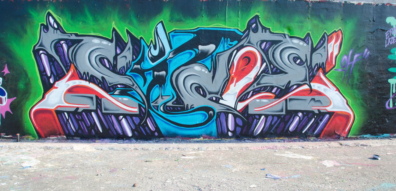 Graffiti Wall - Photo by JJoe - Sime