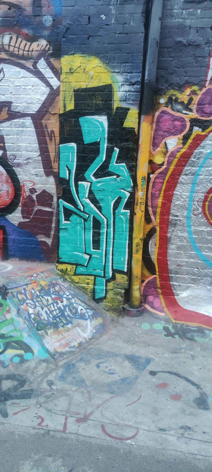 Graffiti Wall in Leipzig - Photo by JOK (2025)