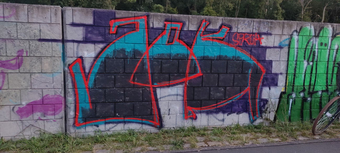 Graffiti Bombing in Leipzig - Photo by JOK (2024)