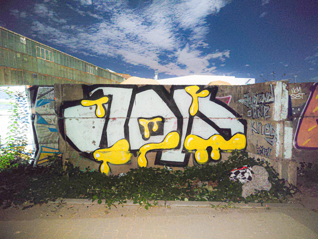 Graffiti Bombing in Leipzig - Photo by JOK (2026)