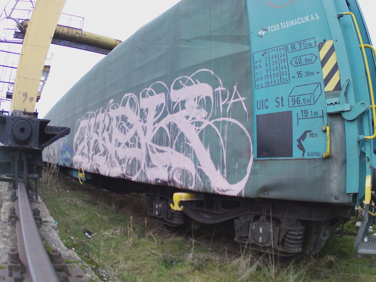 Graffiti Bombing - Photo by JackPA