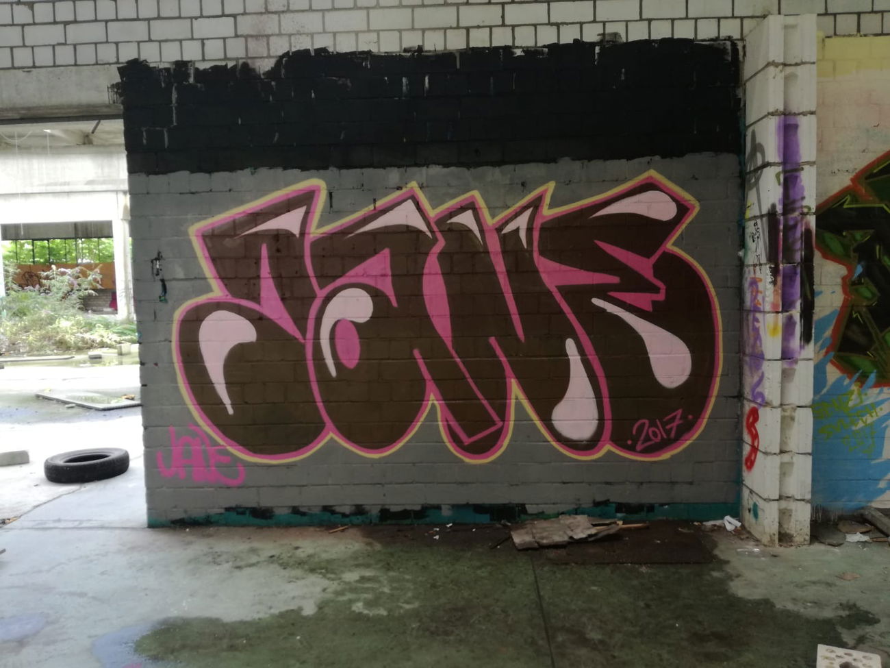 Graffiti Wall - Photo by Jane_68 - jane (2017)