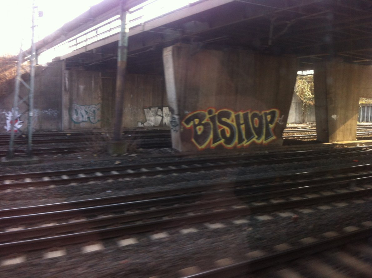 Graffiti Wall in Frankfurt - Photo by JangoAsyl - Bishop, frankfurt, hauptbahnhof (2013)