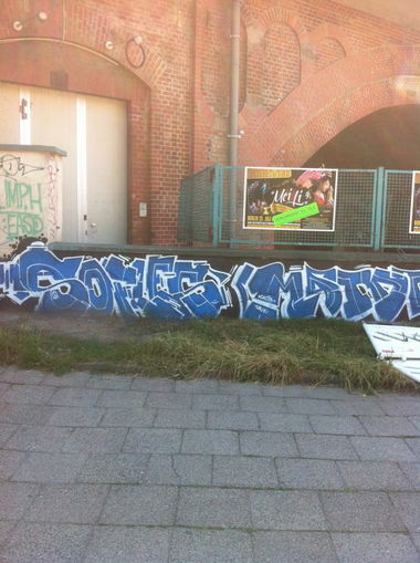 Graffiti Wall - Photo by JangoAsyl - SOFLES, Sofles