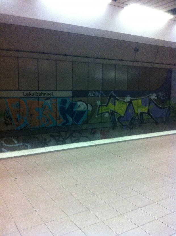 Graffiti Wall - Photo by JangoAsyl - denk, foto