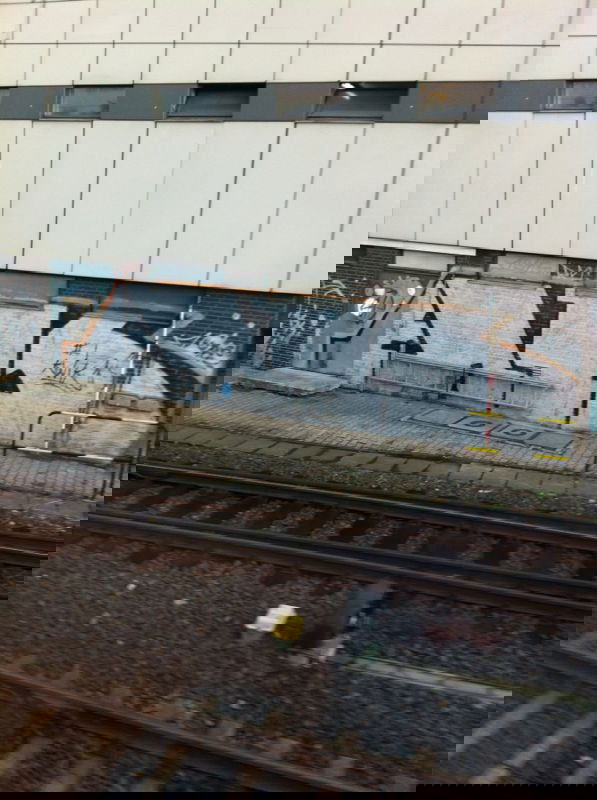 Graffiti Bombing in Frankfurt - Photo by JangoAsyl - ak, kwik