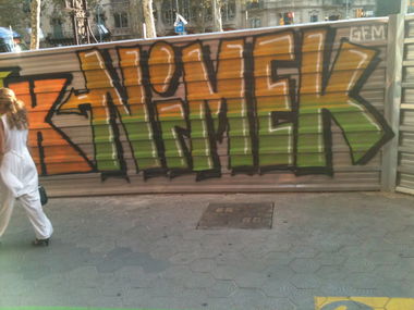 Graffiti Bombing in Barcelona - Photo by JangoAsyl - Nimek, Gfm