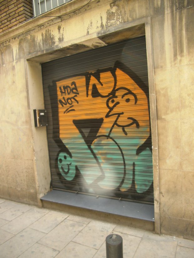 Graffiti Bombing - Photo by JangoAsyl - hda, not (2012)