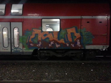 Graffiti Train in Stuttgart - Photo by JayHardwood - Oslo (2012)