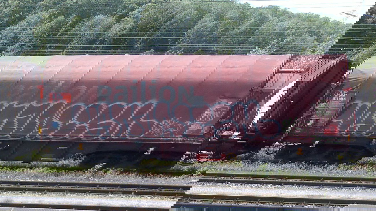 Graffiti Wall - Photo by JayHardwood - Vandalism