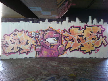 Graffiti Wall in Stuttgart - Photo by JayHardwood - HOF, Kobra