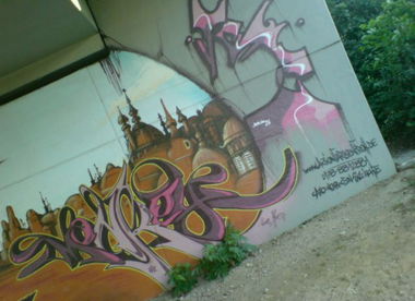 Graffiti Wall in Wiesbaden - Photo by JayHardwood - Monkey, Itche