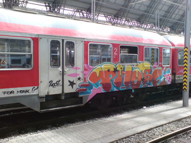 Graffiti Train - Photo by JayHardwood - Phore, COS, SBA (2007)