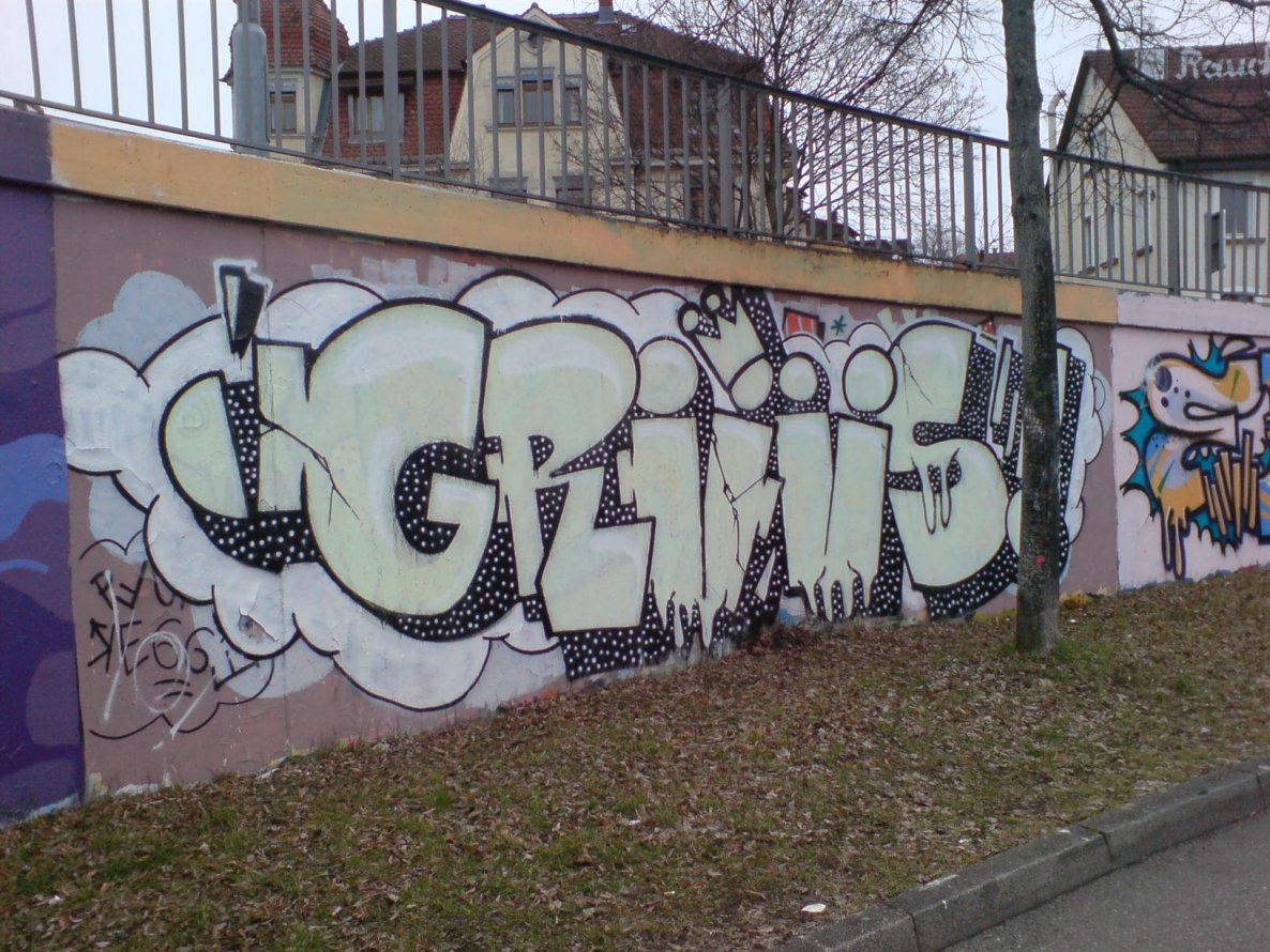 Graffiti Wall in Aalen - Photo by JayHardwood - Griiiis