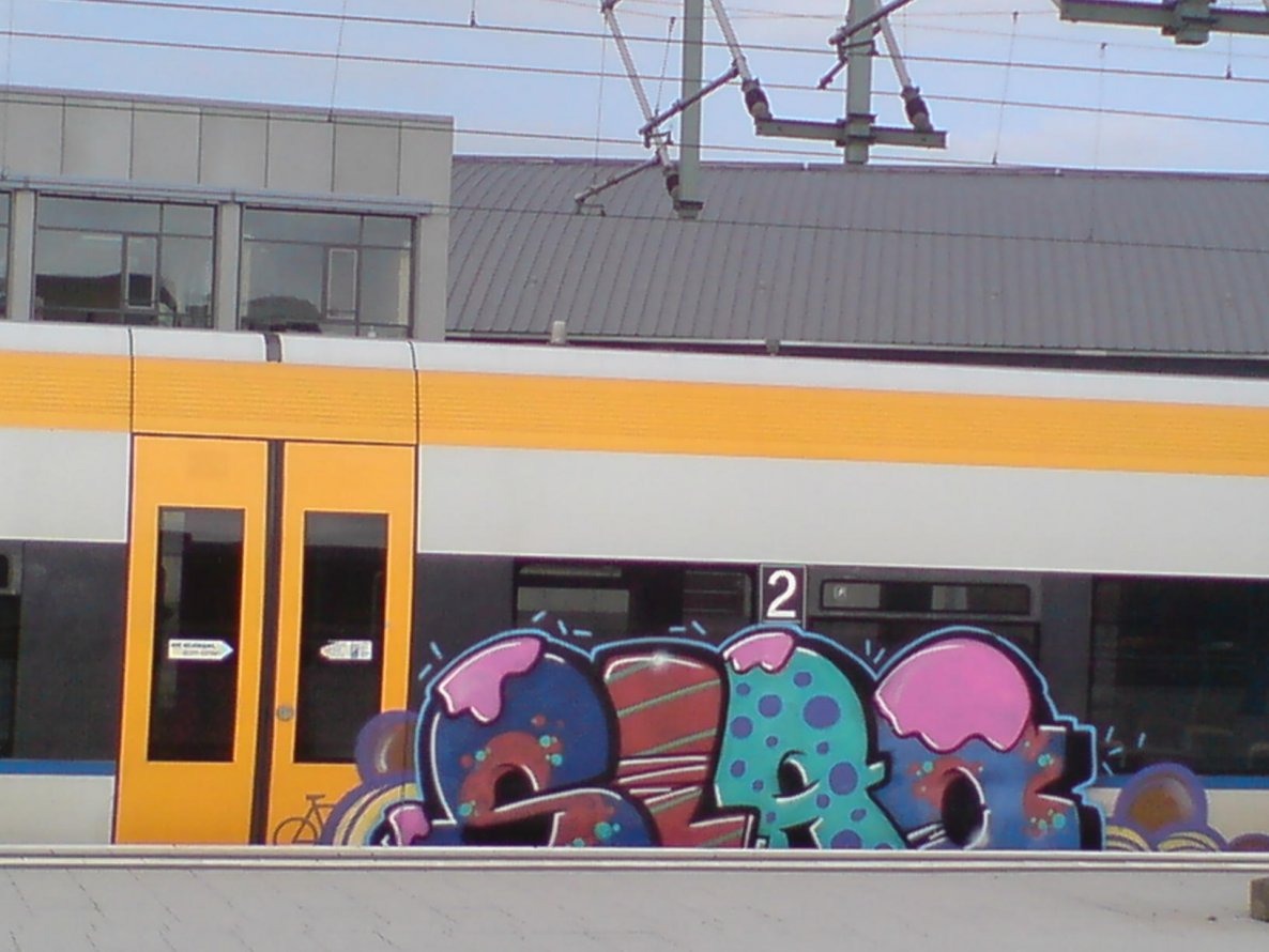 Graffiti Train in Bielefeld - Photo by JayHardwood - Slaq