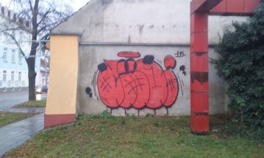 Graffiti Bombing - Photo by Jboy - potrebujufotakone