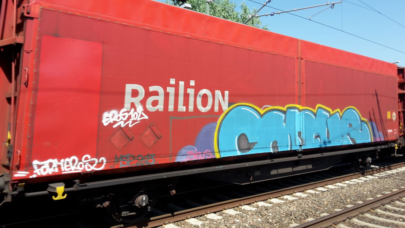 Graffiti Train - Photo by JemandAnders - fr8, Freight