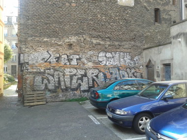 Graffiti Wall - Photo by JemandAnders - saper
