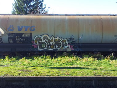 Graffiti Train - Photo by JemandAnders - bigoe