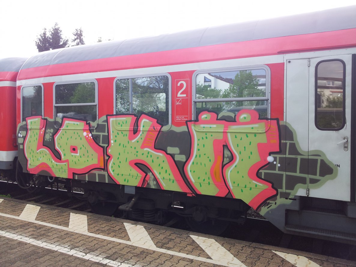 Graffiti Train - Photo by JemandAnders - lokii