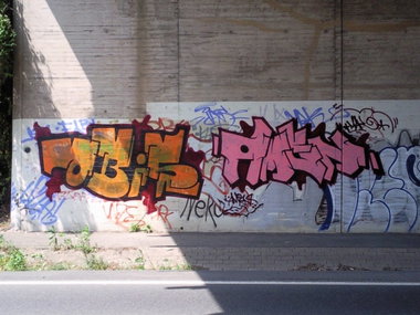 Graffiti Wall - Photo by JemandAnders - obis, amen, MAK