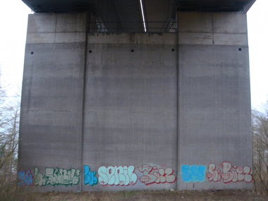 Graffiti Wall - Photo by JemandAnders - senil, buzz, HA