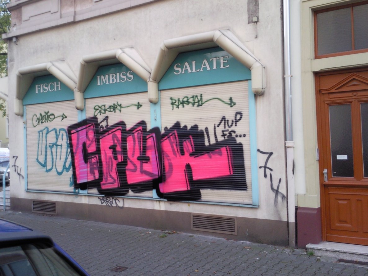 Graffiti Wall - Photo by JemandAnders - cpuk
