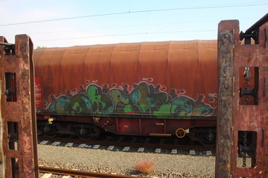 Graffiti Train - Photo by JemandAnders - oder