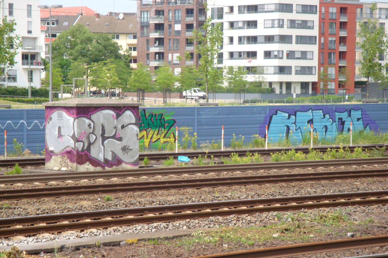 Graffiti Wall - Photo by JemandAnders - pens, COPS, kekse