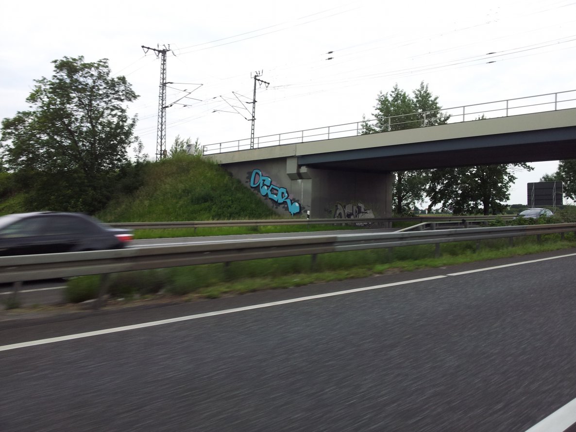 Graffiti Wall - Photo by JemandAnders - deor, nebs