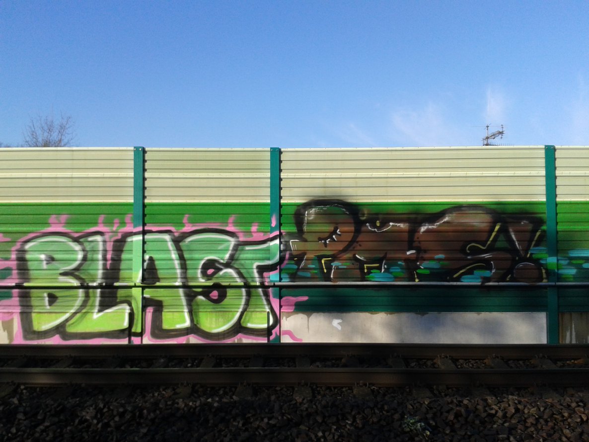 Graffiti Wall - Photo by JemandAnders - blast, PMS