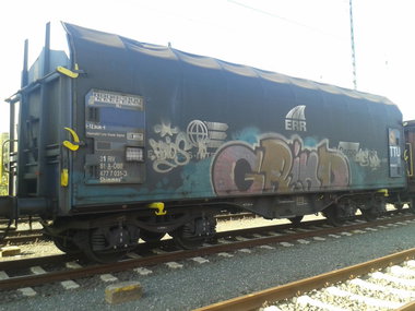 Graffiti Train - Photo by JemandAnders - grind, fr8, Freight