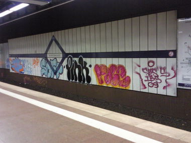 Graffiti Bombing - Photo by JemandAnders - soft, pink