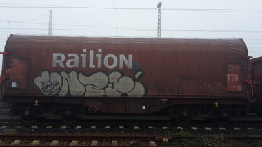 Graffiti Train - Photo by JemandAnders - unze, OBC'S, fr8