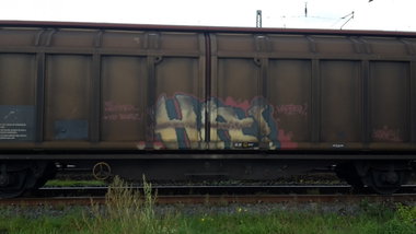 Graffiti Train - Photo by JemandAnders - HA, fr8, Freight