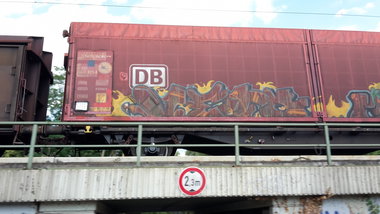 Graffiti Train - Photo by JemandAnders - veto, fr8, Freight