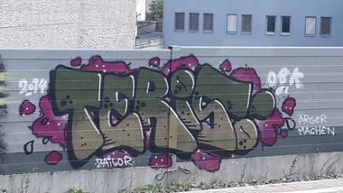 Graffiti Wall - Photo by JemandAnders - teris