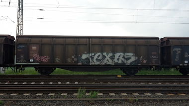 Graffiti Train - Photo by JemandAnders - texas, fr8, Freight