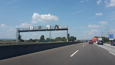 Graffiti Bombing - Photo by JemandAnders - boar