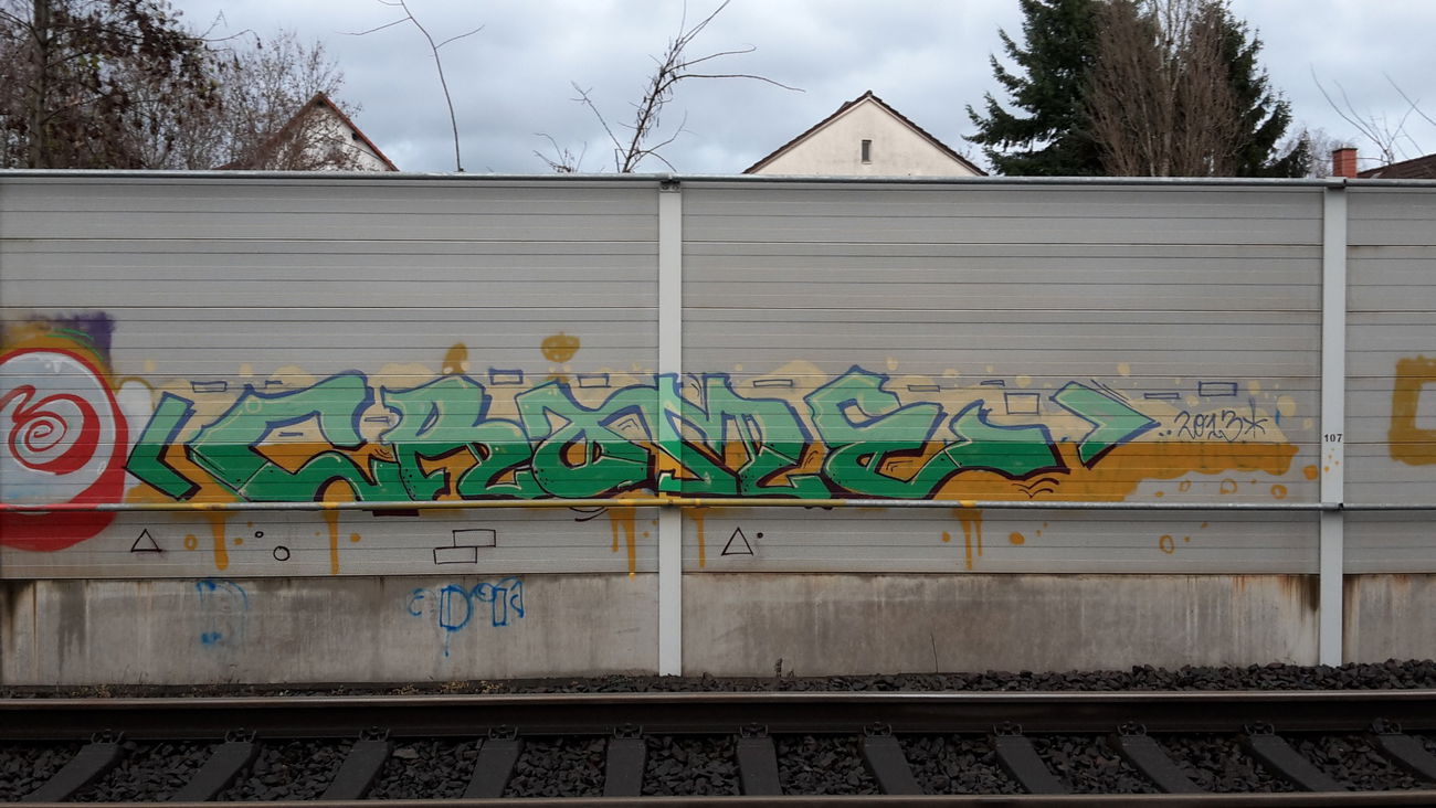 Graffiti Wall - Photo by JemandAnders - crome