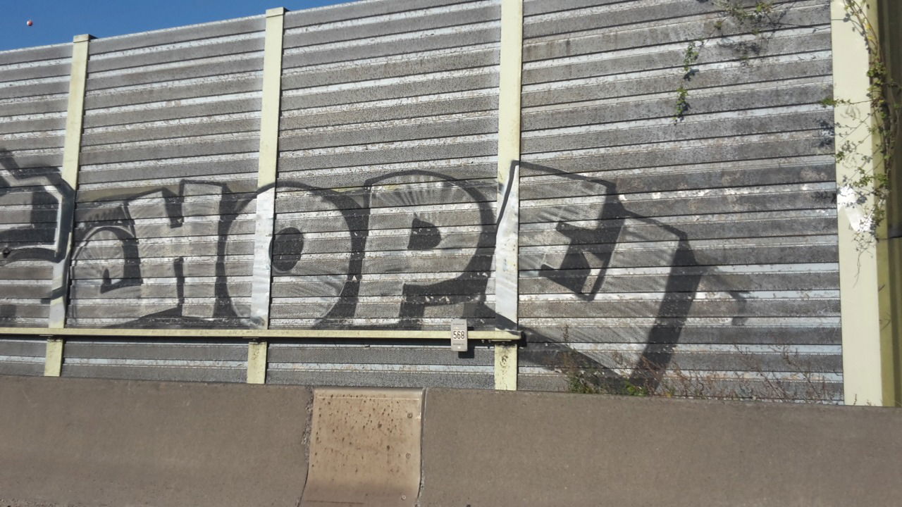 Graffiti Bombing - Photo by JemandAnders - hope