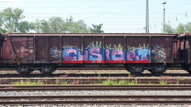 Graffiti Train - Photo by JemandAnders - cusport