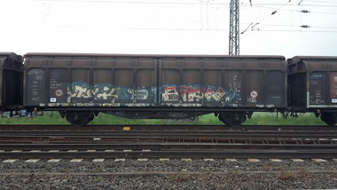 Graffiti Train - Photo by JemandAnders - fr8, Freight