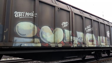 Graffiti Train - Photo by JemandAnders - iloveyou, fr8, Freight