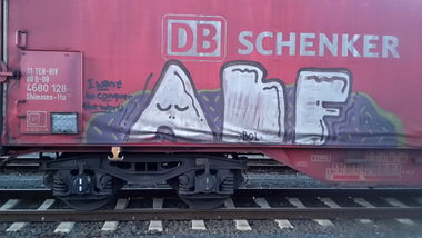 Graffiti Train - Photo by JemandAnders - alf, fr8, Freight