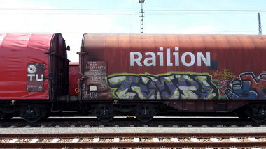 Graffiti Train - Photo by JemandAnders - fr8, Freight, tempo