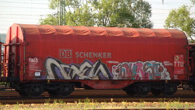 Graffiti Train - Photo by JemandAnders - osel, nurso, fr8