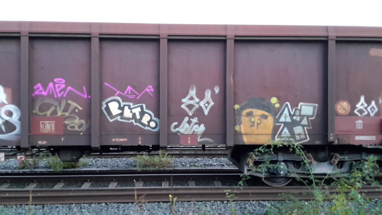 Graffiti Train - Photo by JemandAnders - retro, anton, Freight