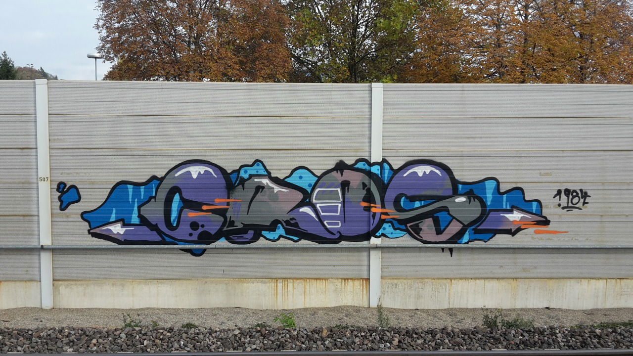 Graffiti Wall - Photo by JemandAnders - cros